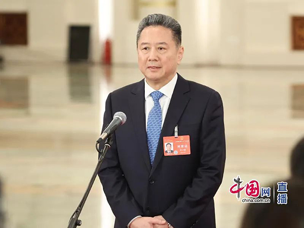 交通運(yùn)輸部部長李小鵬：我國建成了世界上最大的郵政快遞網(wǎng)